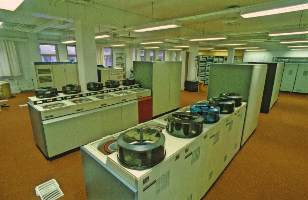 VAX 8600 levyasemia